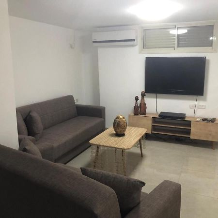 סויטת נינה Apartment Bet She'an Ngoại thất bức ảnh